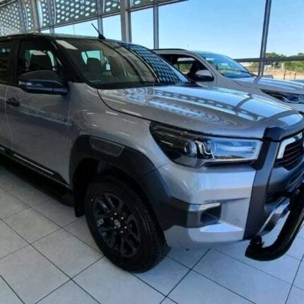 Toyota Tacoma SR5 Pickup 4D 6 ft